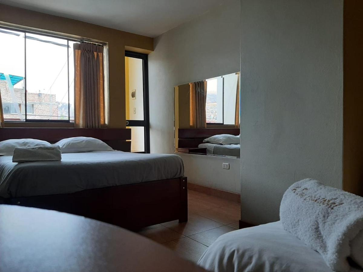 Hostal Don Cristobal Αγιακούτσο Εξωτερικό φωτογραφία