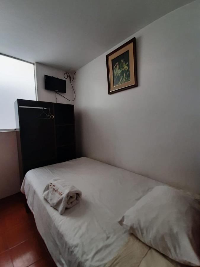 Hostal Don Cristobal Αγιακούτσο Εξωτερικό φωτογραφία